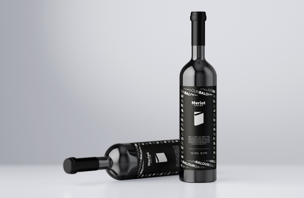 Séria etikiet na víno