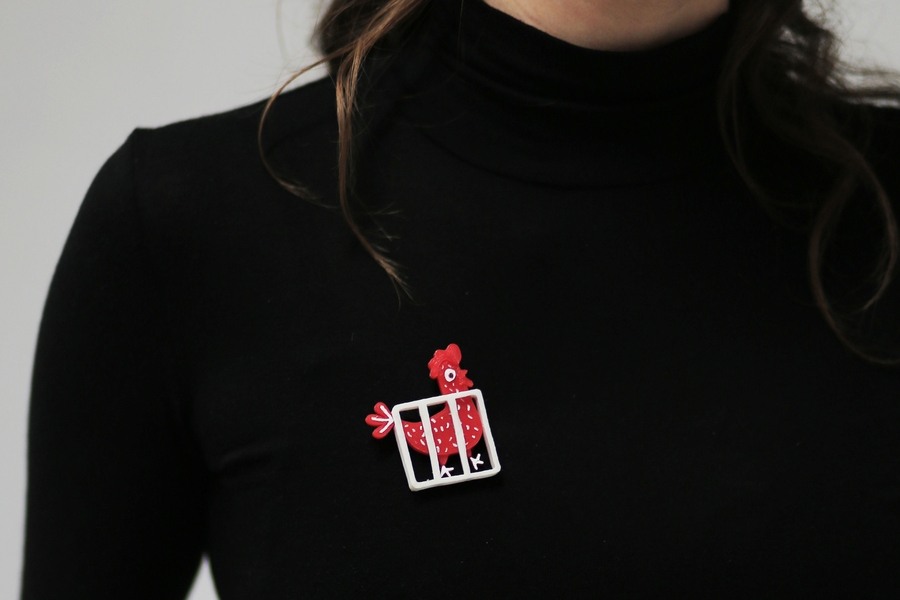 Food print brošne s názorom