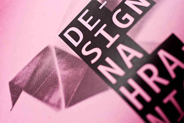 Design na hranici / vizuální styl, web