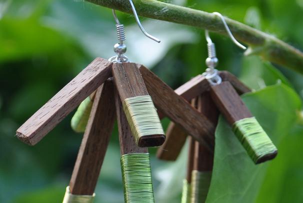 ATYPICKÝ DESIGN LIMITOVANÝ MATERIÁLEM