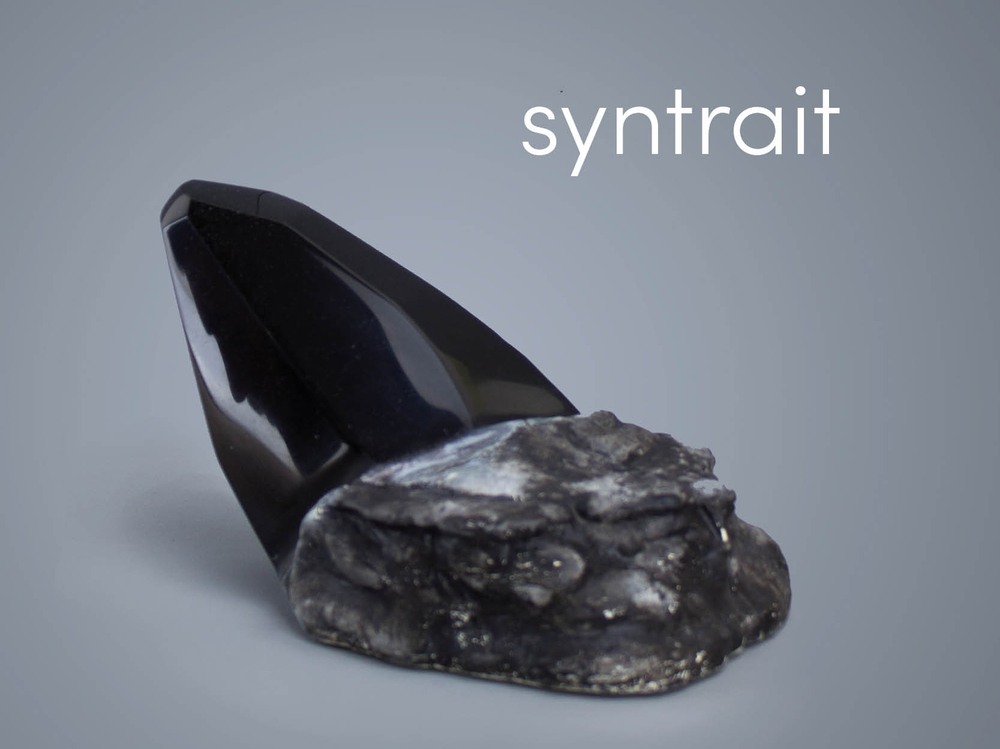 Syntrait