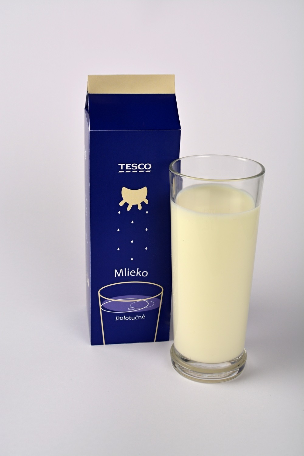 Tetrapak-sada mliek