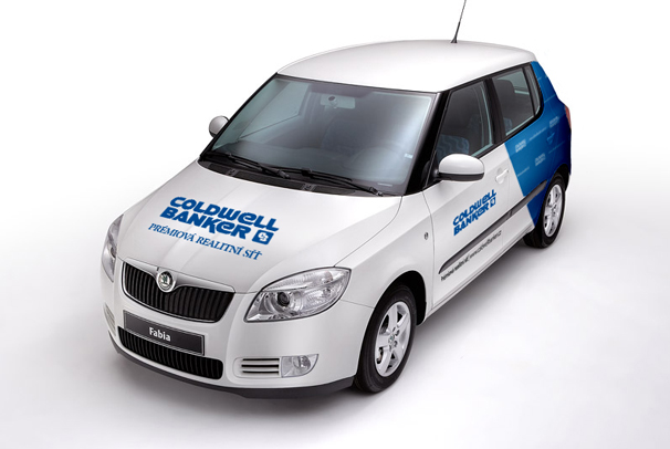 Modifikace jednotného vizuálního stylu nadnárodní prémiové realitní společnosti Coldwell Banker pro Českou republiku