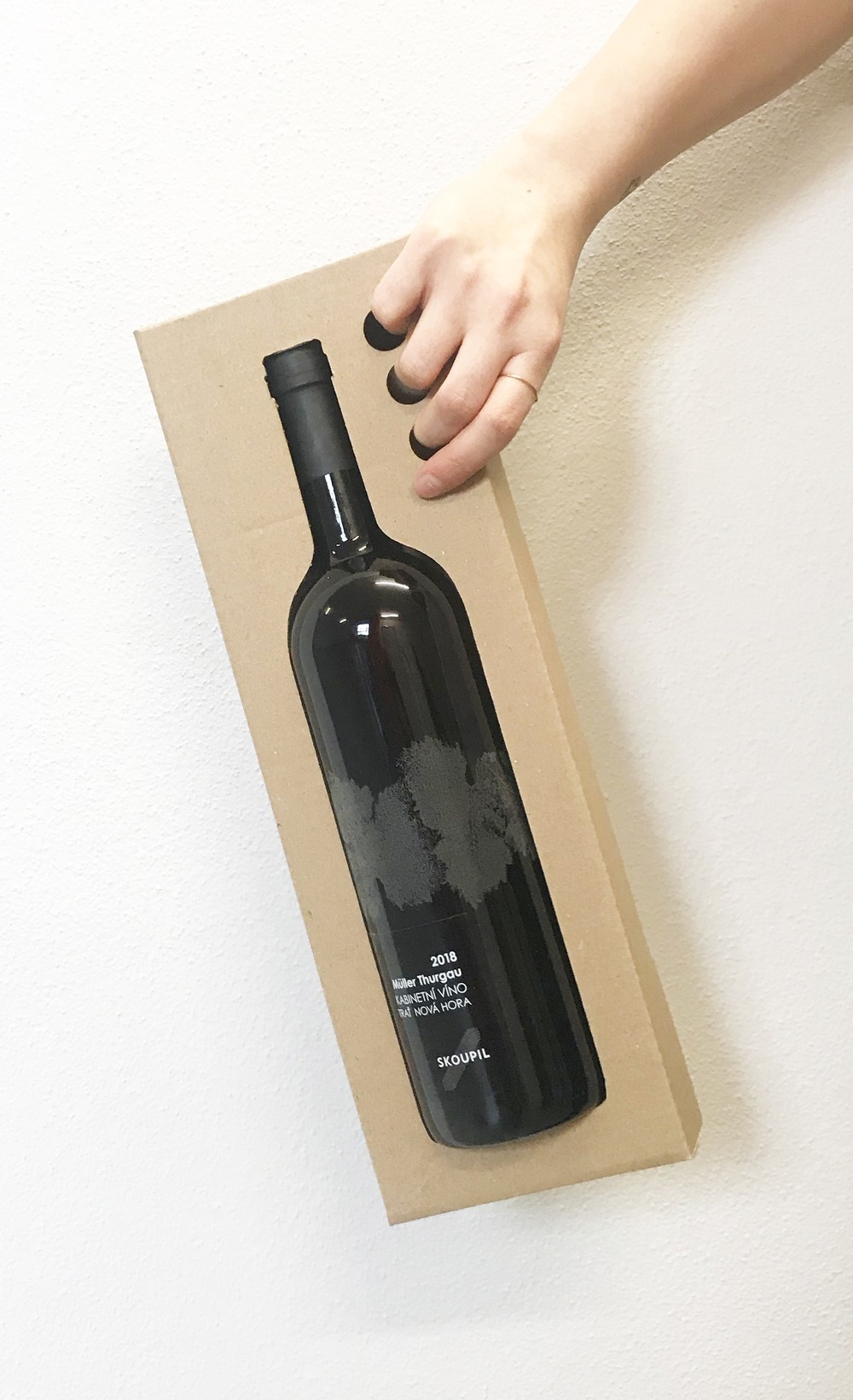 Obal na víno
