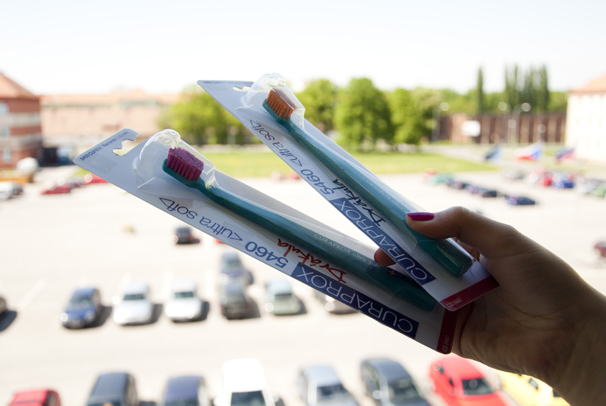 blistr karta na kartáček