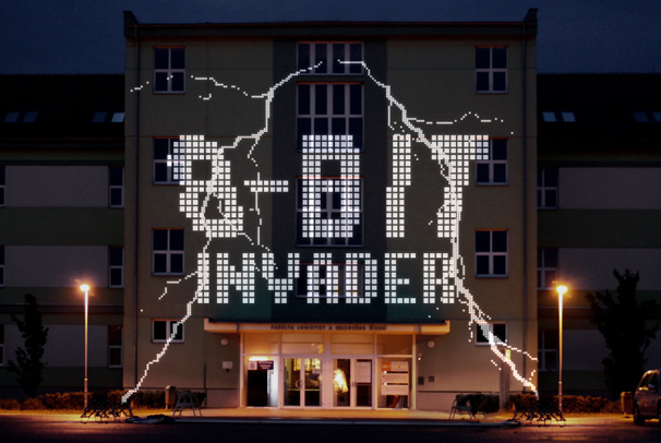 8 bit invader