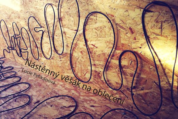 Nástěnný věšák